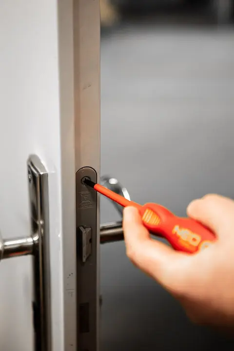 1000V artı-eksi tornavida, SL/PZ1 x 80 mm