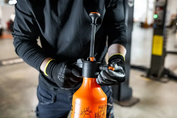 Atölye basınçlı püskürtücü 1,5 litre