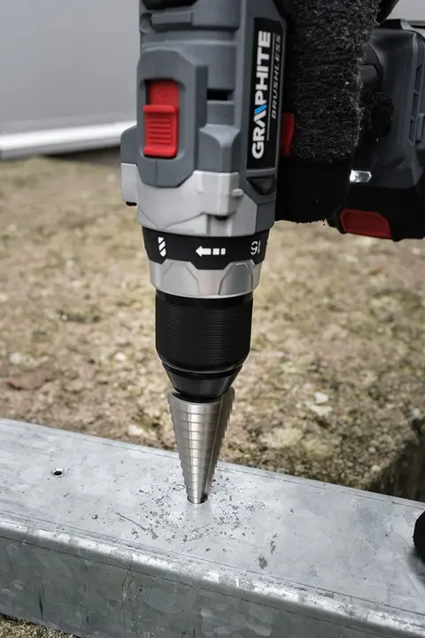 Kademeli matkap ucu