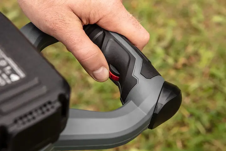 Kömürsüz karıştırıcı Energy+ 18V, hız: I. 250-400/dk, II. 350-650/dk
