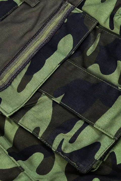 Kısa pantolon Camo