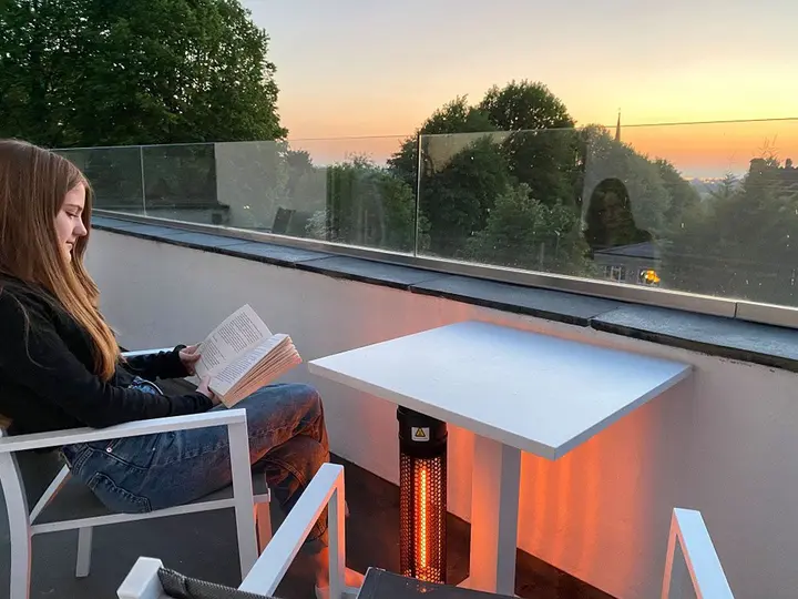 Yerde duran ısıtıcı 1000W, IP44, karbon fiber lamba ısıtma elemanlı