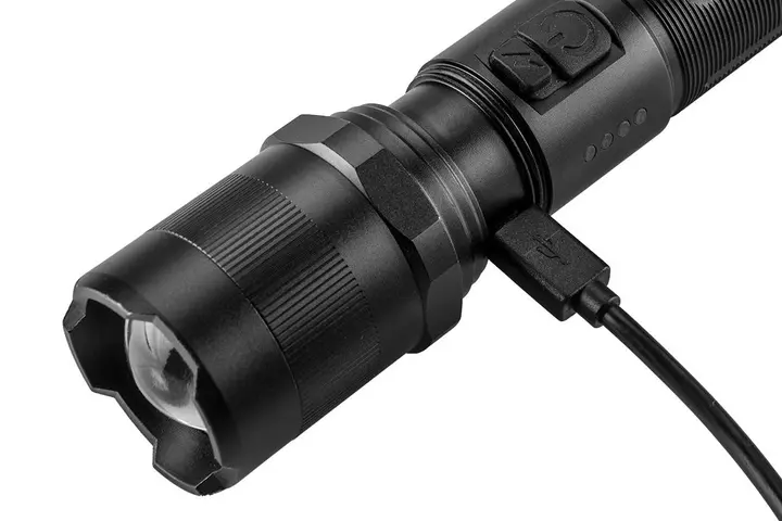 Şarj edilebilir USB el feneri 1000 lm OSRAM P9 LED