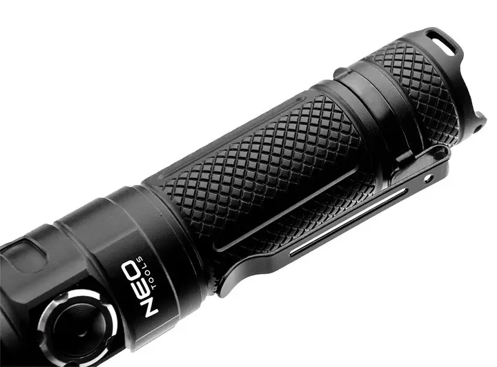 Şarj edilebilir USB C el feneri 1500 lm SST40 LED