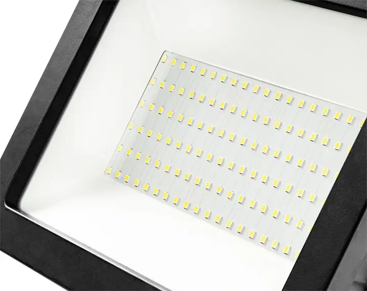 Tekli projektör 100W SMD LED 8500lm, 1,8 m tripod üzerinde, kablolu